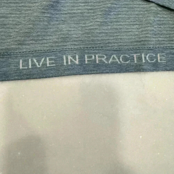 Lululemon men’s performance short sleeve tee sage green size small - Picture 6 of 9